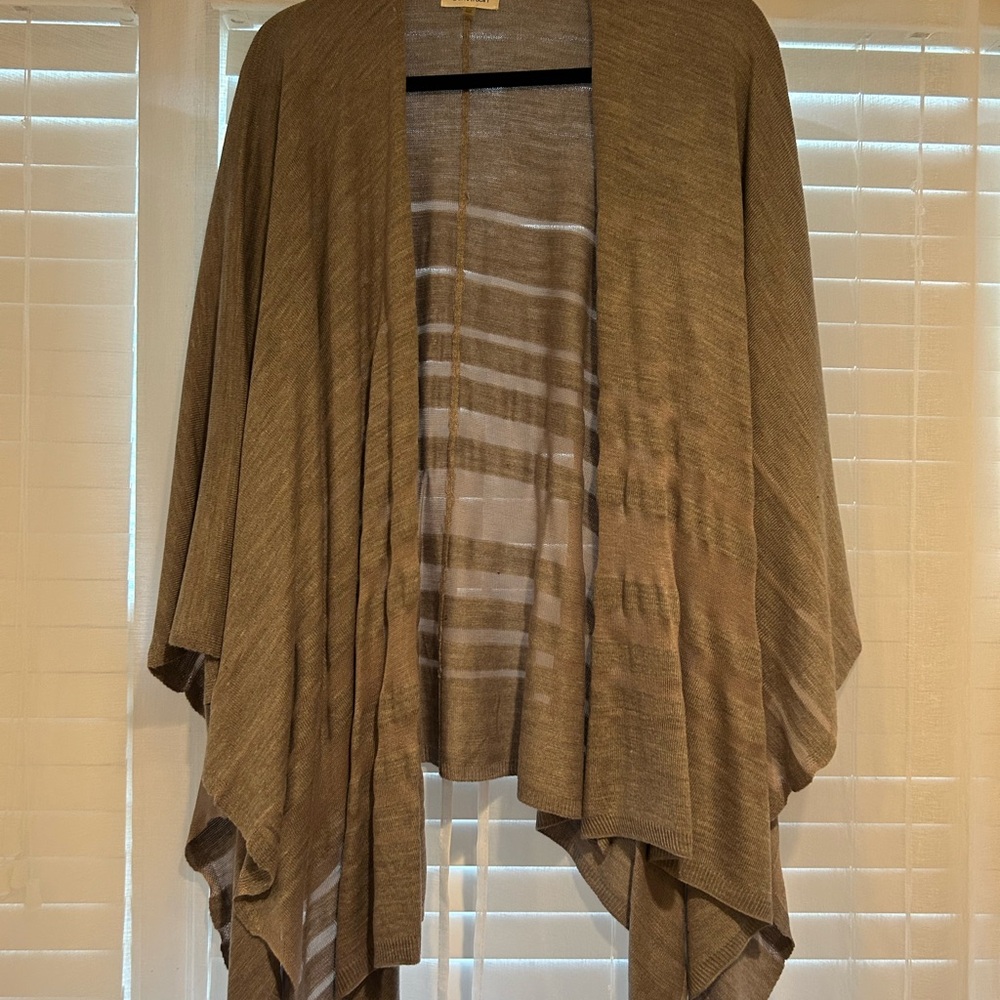 Women's Gray Cape